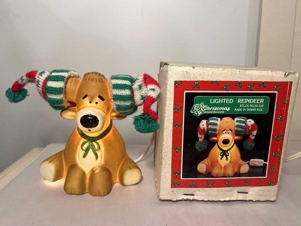 Vintage Holiday Christmas Around The World Lighted Reindeer, Works Great!